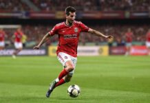 Em alta no Flamengo, Rossi receberá valorização salarial; veja bastidores News