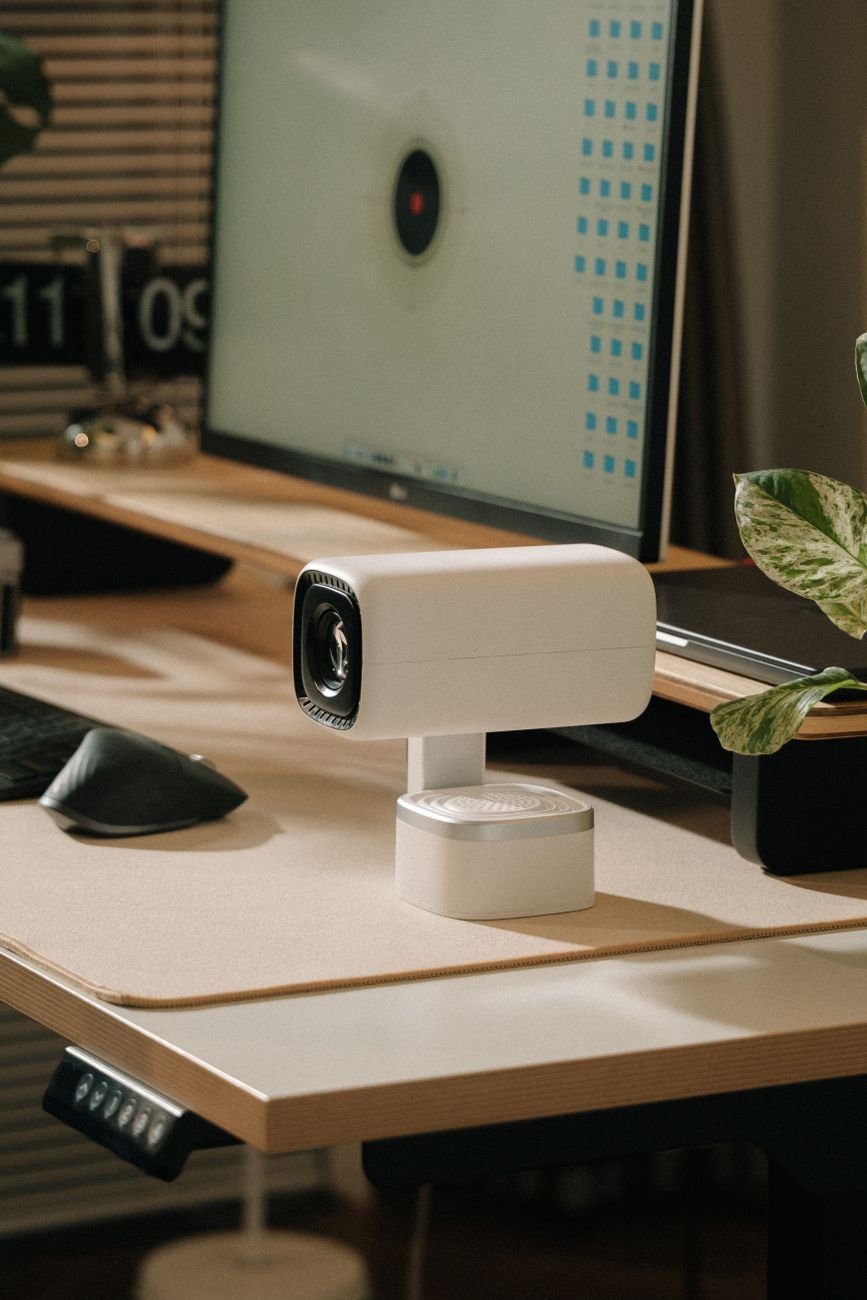 Design e Conexões do Monitor - Monitor Gamer Arzopa M1RC